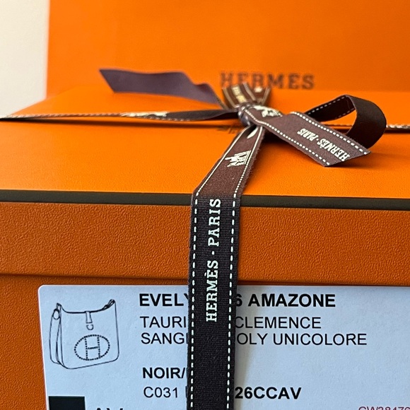 Hermès Evelyne 16 TPM Clemence crossbody bag Gold Hardware New w box! Authentic - Picture 5 of 9